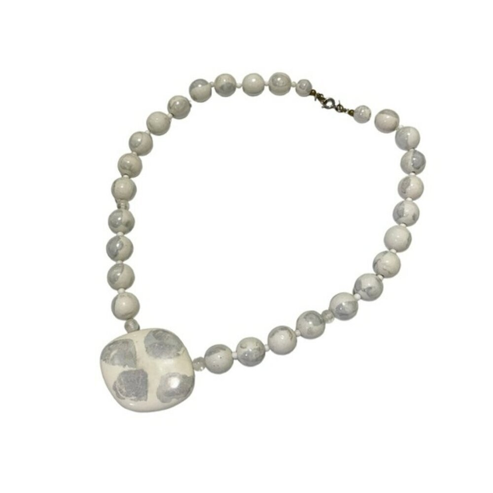 Cadoro White Howlite Gemstone Statement Necklace